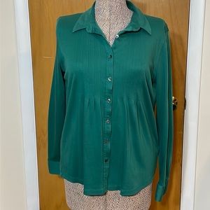 L.L.Bean Womens Large Misses Hunter Green Pleated Button Down Blouse